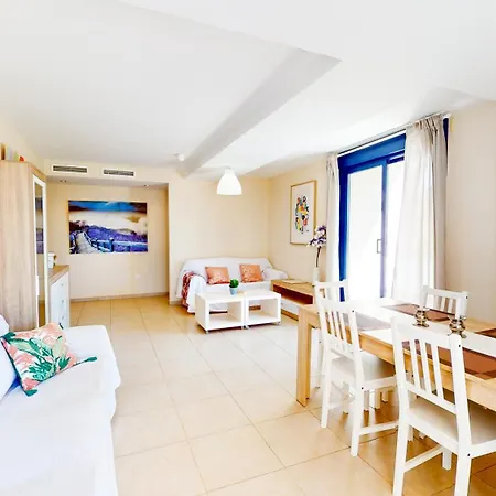 Apartment Yuka En Luminoso Con Terraza Y Piscina By Family Homes Denia