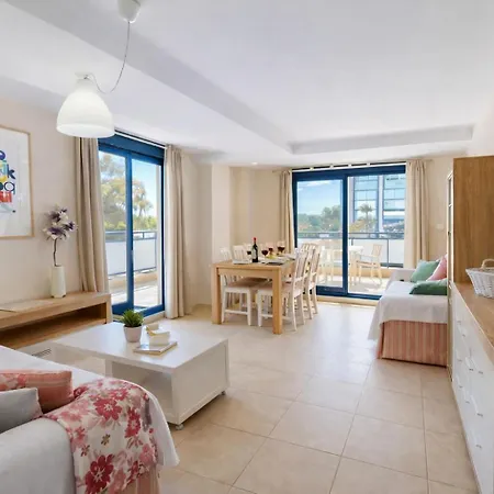 Apartment Yuka En Luminoso Con Terraza Y Piscina By Family Homes Denia