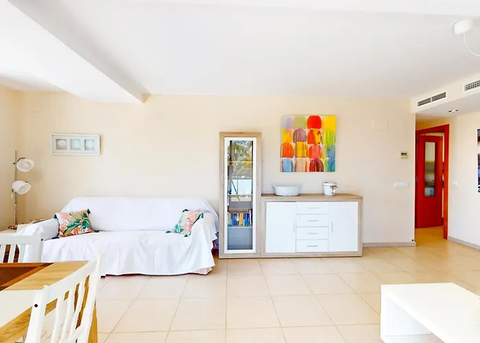 Yuka By Family Homes Διαμέρισμα Denia